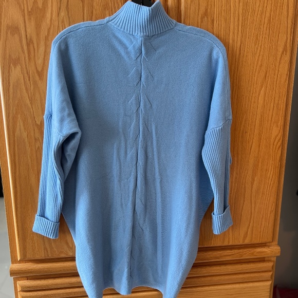Frank Lyman Blue sweater. Beautiful sweater on. - Picture 2 of 5